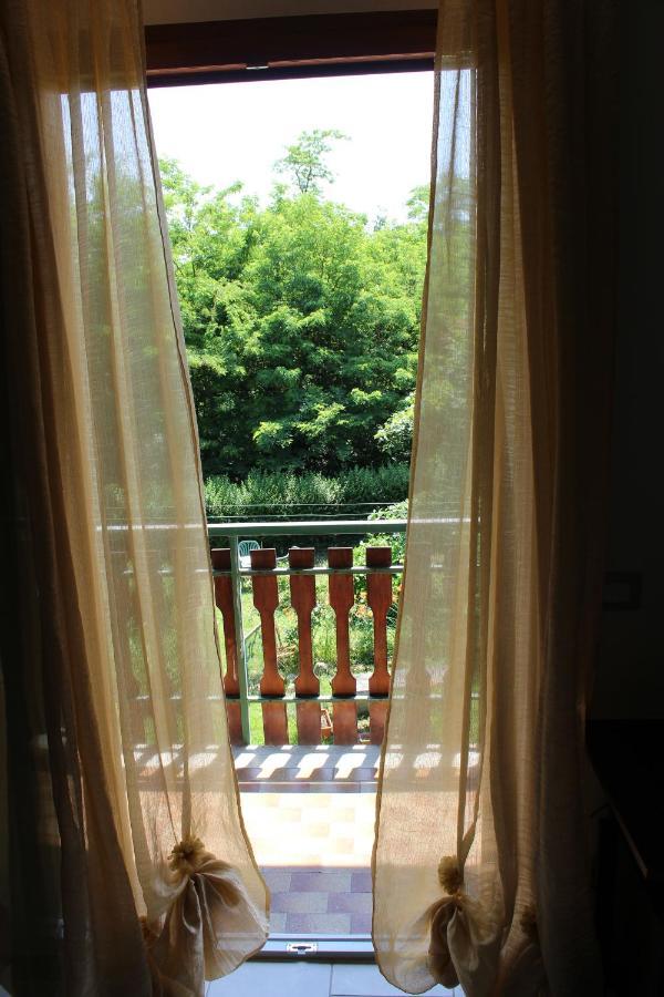 Il Casolare Del Medio Olona Bed & Breakfast Fagnano Olona Exterior photo
